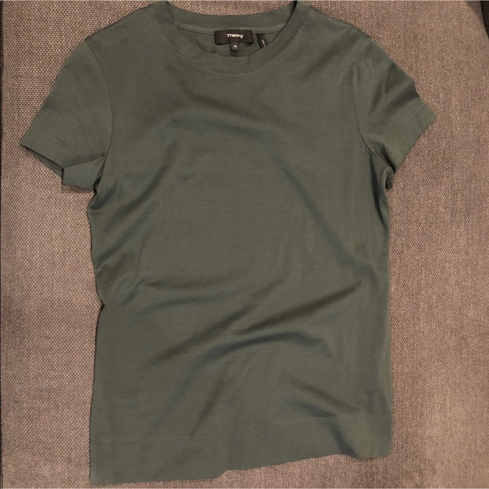 Theory tee